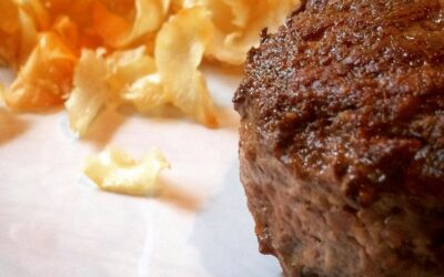 Wildfrikadelle mit Topinamburchips